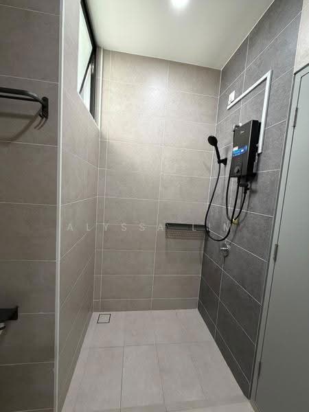Rumah Teres 2-Tingkat untuk Disewa di Taman Molek (Johor Bahru) - Alyssa Lim - PropertyGuru.com.my