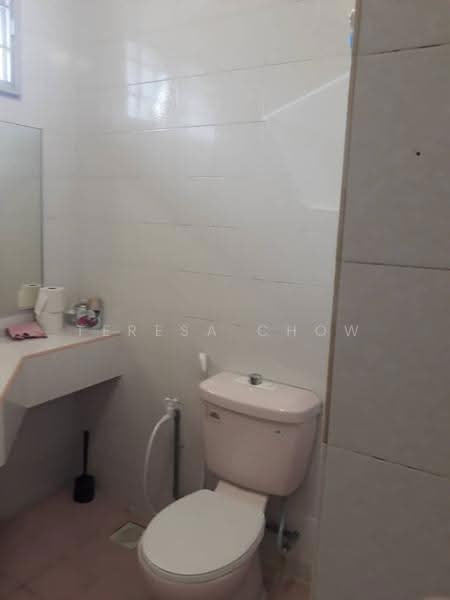 2-storey Terraced House for Rent in Bandar Utama (Selangor) - Teresa Chow - Bathroom - PropertyGuru.com.my