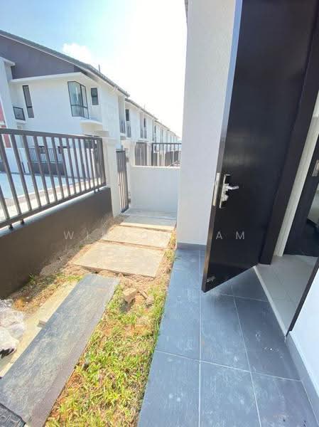 Rumah Teres 2-Tingkat untuk Dijual di U16, Elmina Gardens (Shah Alam) - Winson Tam - Exterior - PropertyGuru.com.my