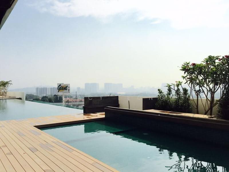Kediaman Servis untuk Dijual di 8 Kinrara - Tracy Leong - Pool - PropertyGuru.com.my