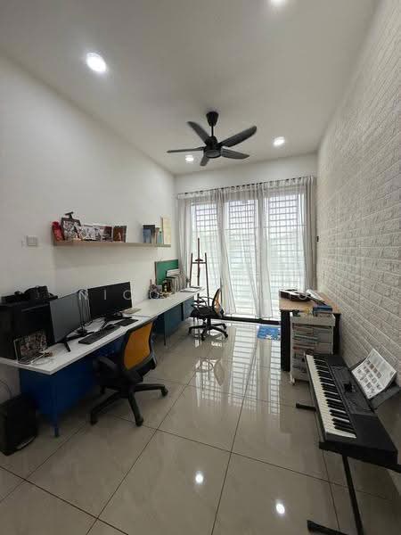 2-storey Terraced House for Sale in Johor Bahru (Johor) - Nico Chong - Study - PropertyGuru.com.my
