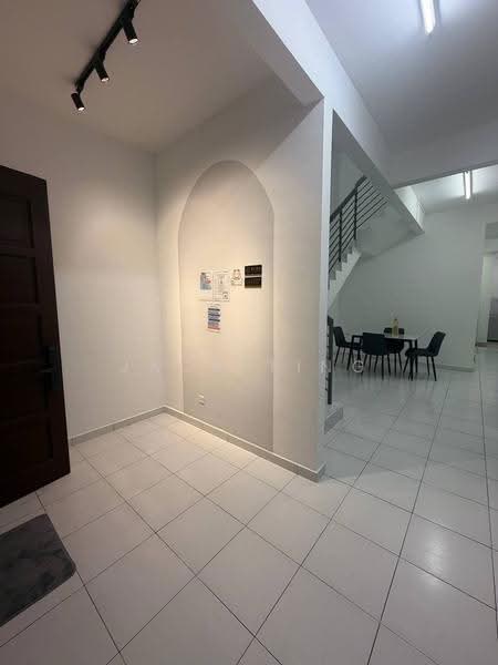 Rumah Teres 2-Tingkat untuk Disewa di Johor Bahru (Johor) - Jack Ting - Entrance - PropertyGuru.com.my