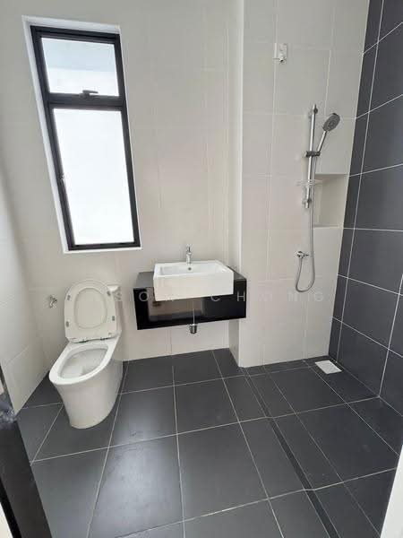 Cluster House for Sale in Eco Botanic (Iskandar Puteri (Nusajaya)) - Anson Chong - Bathroom - PropertyGuru.com.my