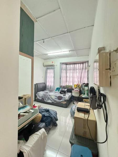 2-storey Terraced House for Sale in Taman Tan Sri Yaacob (Johor Bahru) - EDISON CHEW - PropertyGuru.com.my