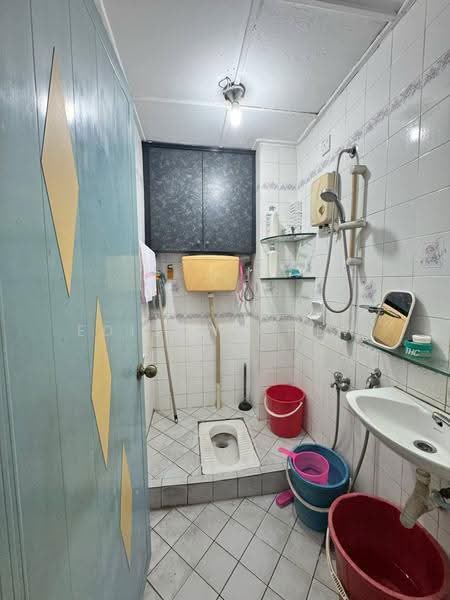 2-storey Terraced House for Sale in Taman Tan Sri Yaacob (Johor Bahru) - EDISON CHEW - PropertyGuru.com.my