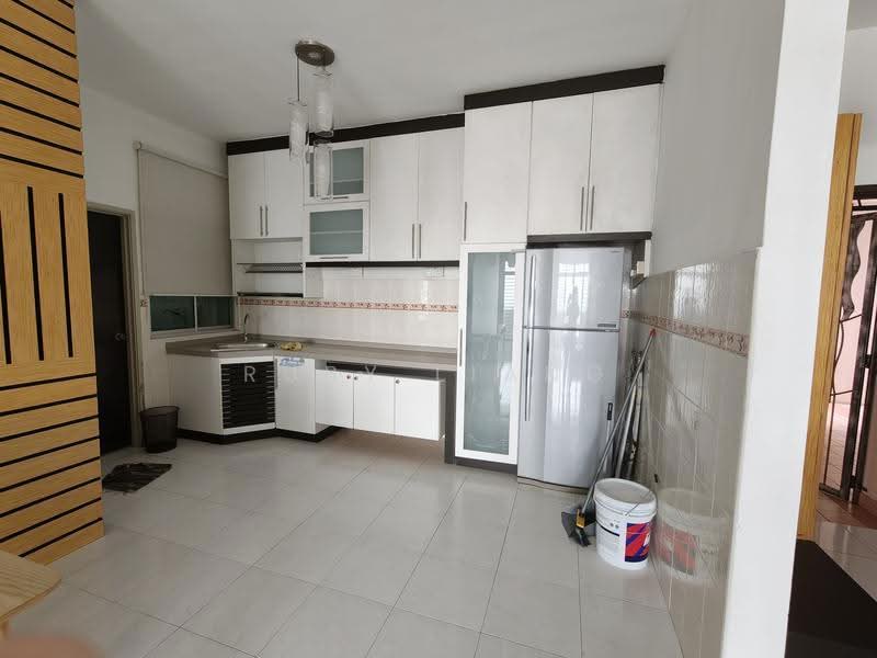 Pangsapuri untuk Disewa di Perling Apartment - Ruby Liang - Kitchen - PropertyGuru.com.my