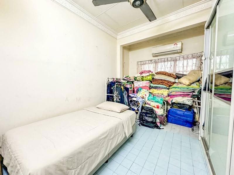 2-storey Terraced House for Sale in Seksyen 8 (Shah Alam) - Amzar Faiz - PropertyGuru.com.my