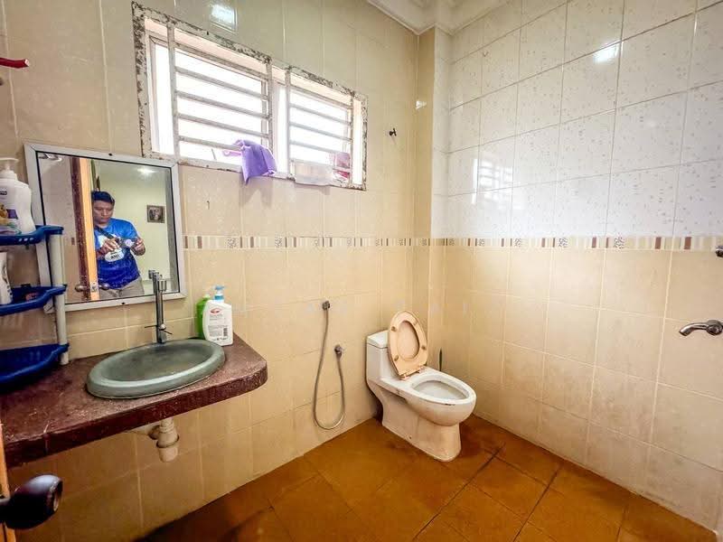 2-storey Terraced House for Sale in Seksyen 8 (Shah Alam) - Amzar Faiz - PropertyGuru.com.my