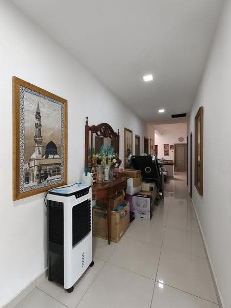 Semi-Detached House for Sale in Kemensah Heights (Ulu Kelang) - Edward Ooi - Corridor - PropertyGuru.com.my