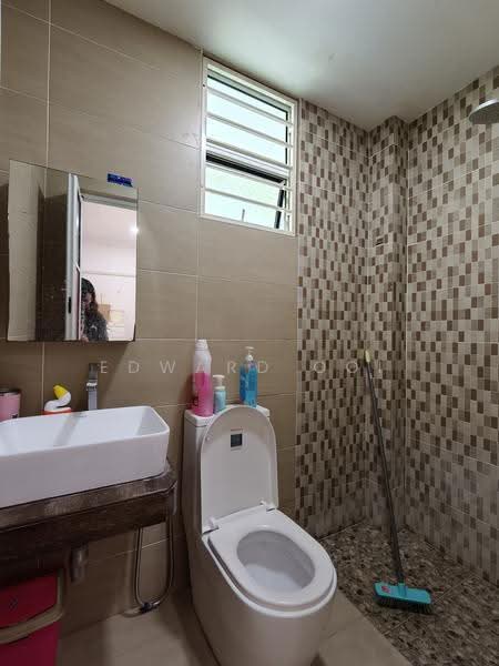 Semi-Detached House for Sale in Taman Melawati (Ulu Kelang) - Edward Ooi - Bathroom - PropertyGuru.com.my