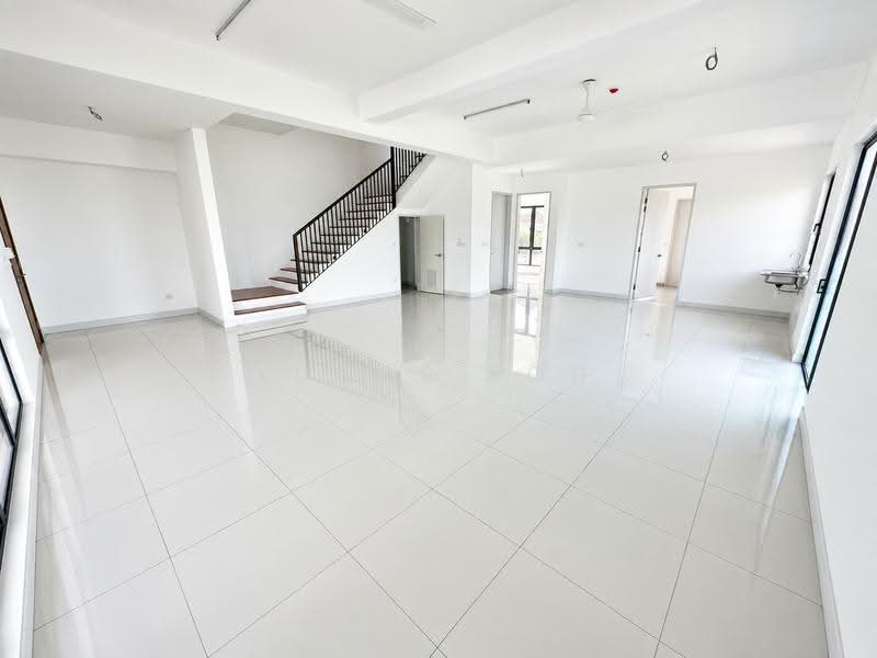 Semi-Detached House for Sale in Bandar Seri Coalfields (Sungai Buloh) - Lucas Loh - Living Room - PropertyGuru.com.my