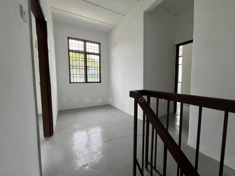 2-storey Terraced House for Sale in Taman Sri Watan (Ampang) - Edward Ooi - Interior - PropertyGuru.com.my