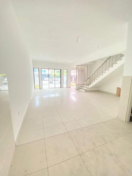 2-storey Terraced House for Sale in Elmina (Shah Alam) - Ka Ee - Living Room - PropertyGuru.com.my