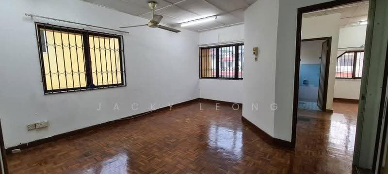 Rumah Teres 2-Tingkat untuk Dijual di SS25 (Petaling Jaya) - Jacky Leong - Living Room - PropertyGuru.com.my