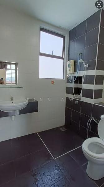 Pangsapuri untuk Dijual di Seri Austin Residence (Pangsapuri Seri Austin) - Finn Aw - Bathroom - PropertyGuru.com.my
