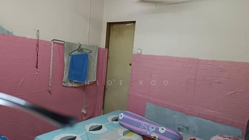 Rumah Teres 1-Tingkat untuk Dijual di Taman Sri Muda (Shah Alam) - Chloe Koo - Bedroom - PropertyGuru.com.my