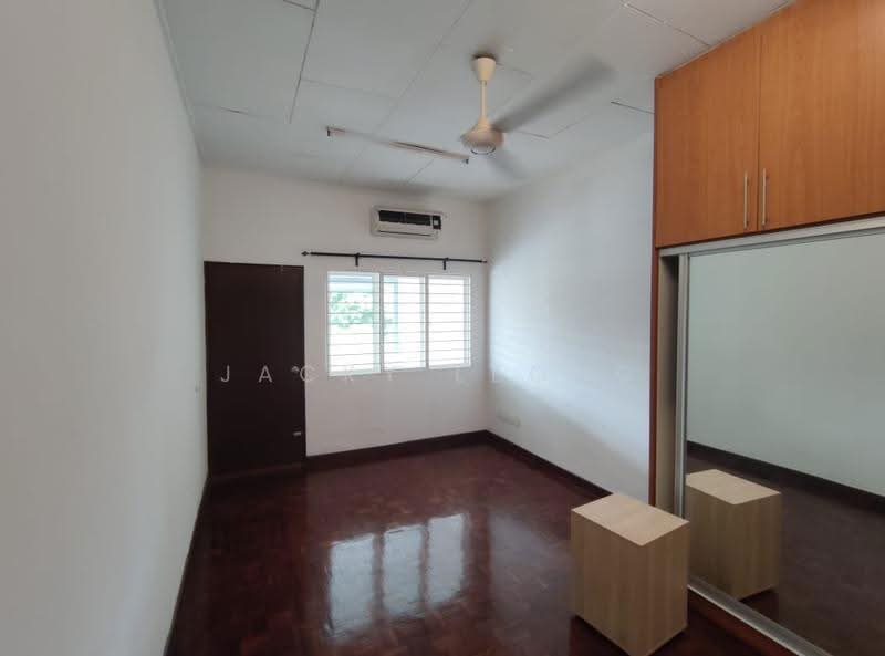 2-storey Terraced House for Sale in SS2 (Petaling Jaya) - Jacky Leong - Bedroom - PropertyGuru.com.my