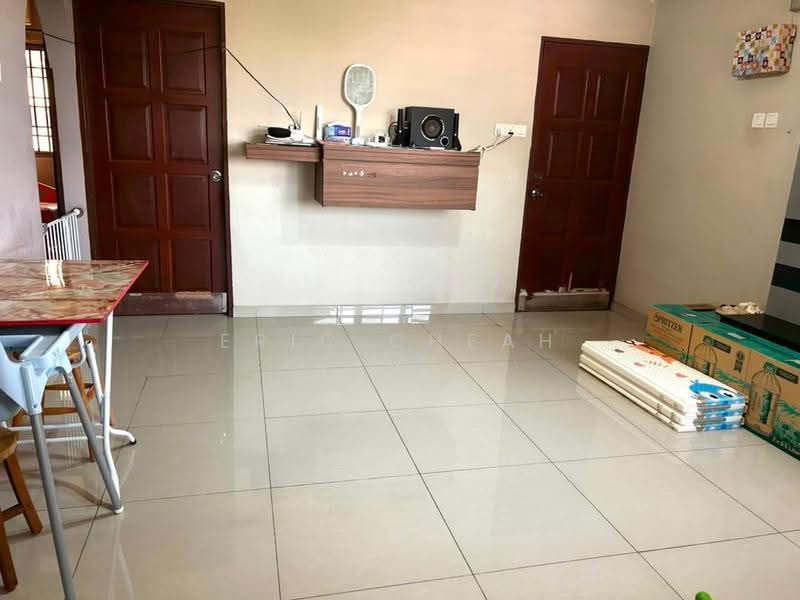 Apartment for Rent at Taman Pekaka Block 33 - Eric Cheah - Living Room - PropertyGuru.com.my