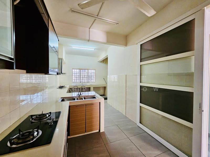 Rumah Teres 2-Tingkat untuk Dijual di Alam Damai (Cheras) - Michelle Siow - Kitchen - PropertyGuru.com.my