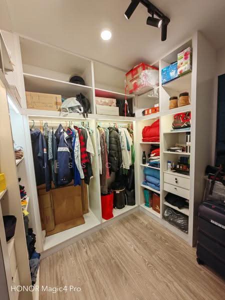 Kediaman Servis untuk Dijual di United Point (Residensi Berpadu) - Jessica Lim - Interior - PropertyGuru.com.my