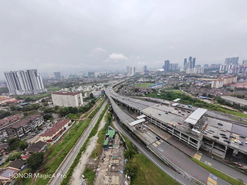 Kediaman Servis untuk Dijual di United Point (Residensi Berpadu) - Jessica Lim - Exterior - PropertyGuru.com.my