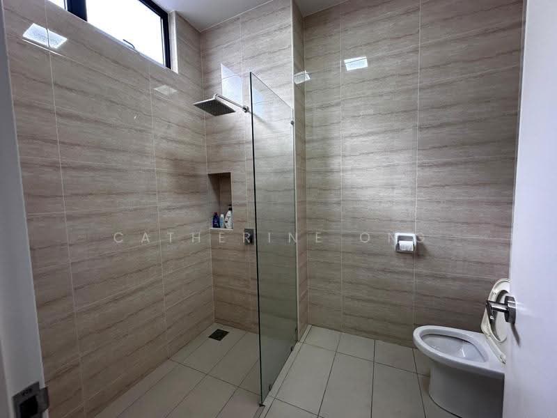 Rumah Kluster untuk Dijual di Setia Tropika (Johor Bahru) - Catherine Ong - Bathroom - PropertyGuru.com.my