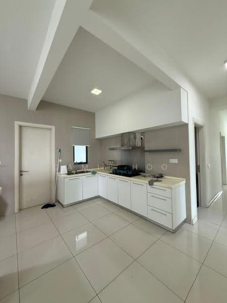 Kondominium untuk Dijual di Altitude 236 - Camie Hoo - Kitchen - PropertyGuru.com.my