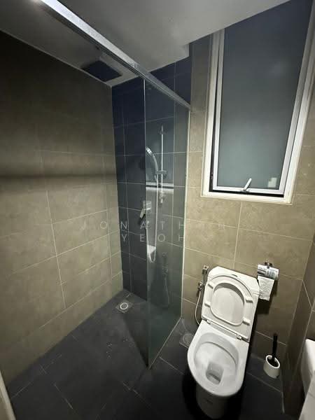 Service Residence for Rent at The Loft @ ZetaPark - Jonathan Yeoh - Bathroom - PropertyGuru.com.my