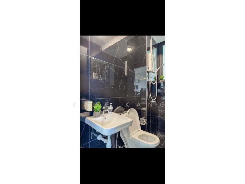 Kediaman Servis untuk Disewa di Urban Suites - Kaze Kang - Bathroom - PropertyGuru.com.my