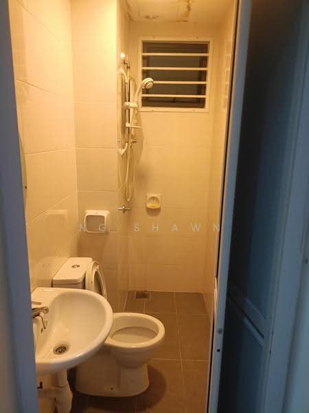 Kondominium untuk Disewa di Maple Residence - Ng Shawn - Bathroom - PropertyGuru.com.my