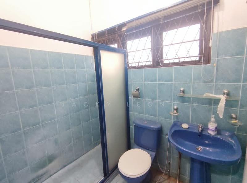 Rumah Teres 2-Tingkat untuk Dijual di Seksyen 19 (Petaling Jaya) - Jacky Leong - Bathroom - PropertyGuru.com.my
