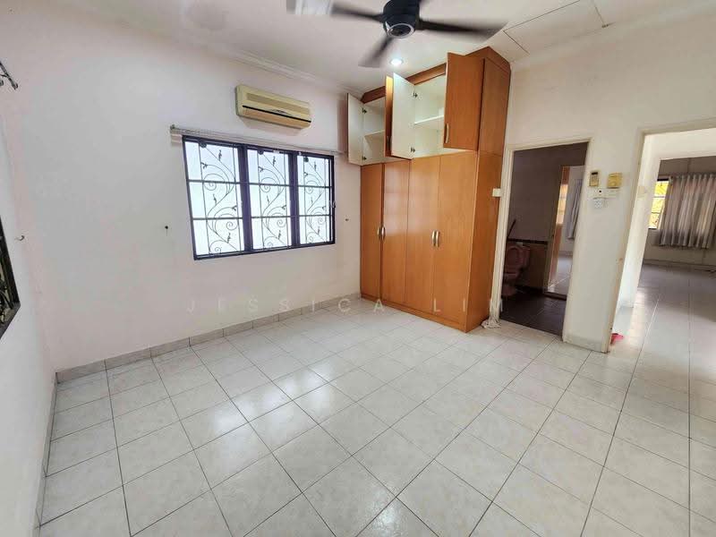 Bungalow House untuk Dijual di Taman Bukit Mewah (Kajang) - Jessica Lim - Bedroom - PropertyGuru.com.my
