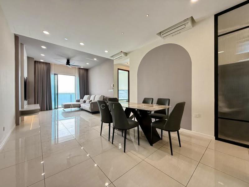 Condominium for Sale at Queens Residences Q2 @ Queens Waterfront - Alicia Poh - Living Room - PropertyGuru.com.my