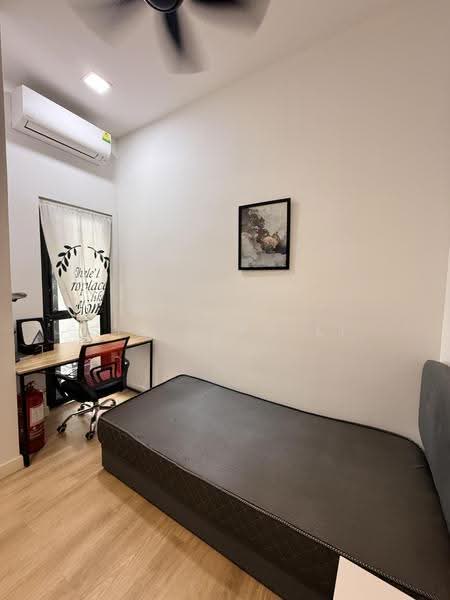 Kediaman Servis untuk Dijual di Atwater : Service Residences - Sie Yuen Li - Bedroom - PropertyGuru.com.my