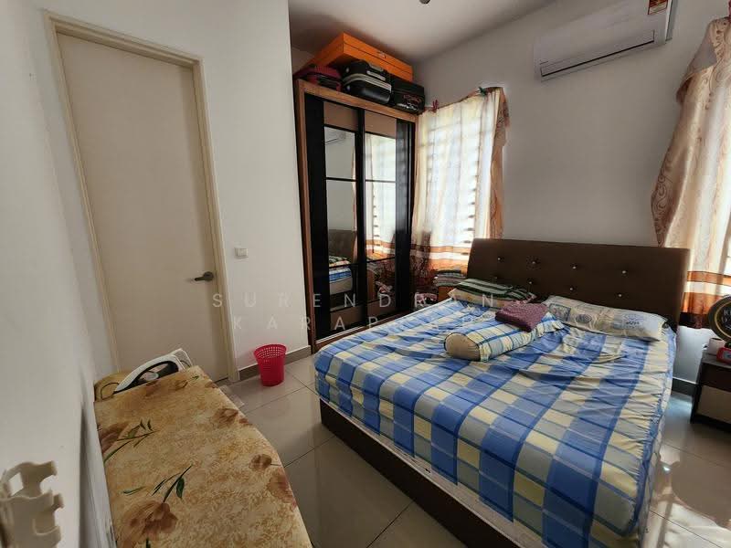 Rumah Berkembar untuk Dijual di Setia Utama (Setia Alam) - Surendran Karapiah - Bedroom - PropertyGuru.com.my