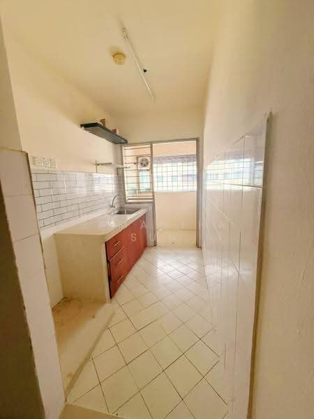 Flat for Rent at Desa Satu - Samantha Sun - Kitchen - PropertyGuru.com.my
