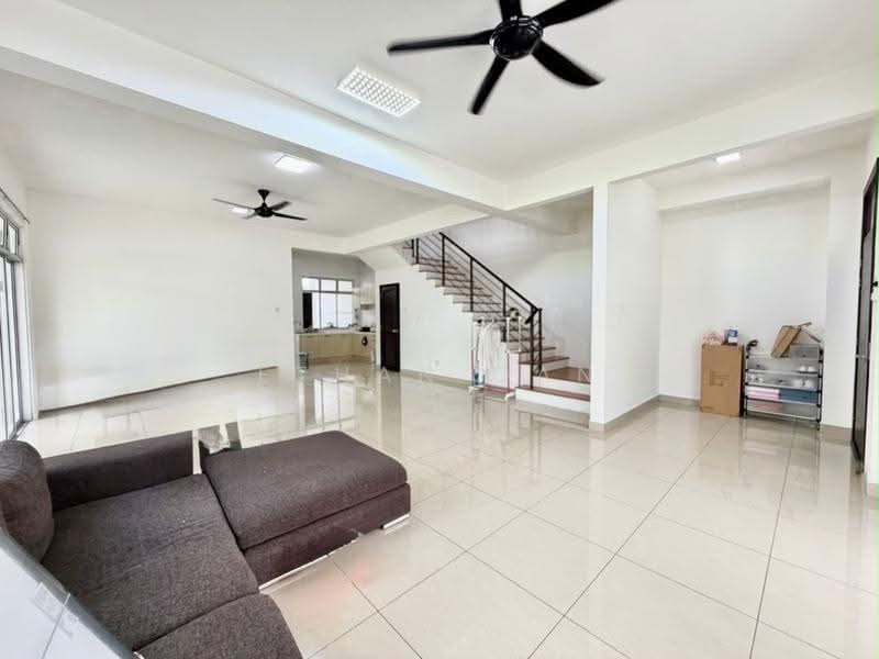 2-storey Terraced House for Sale in Taman Nusa Sentral (Iskandar Puteri (Nusajaya)) - Ethan Gan - Living Room - PropertyGuru.com.my