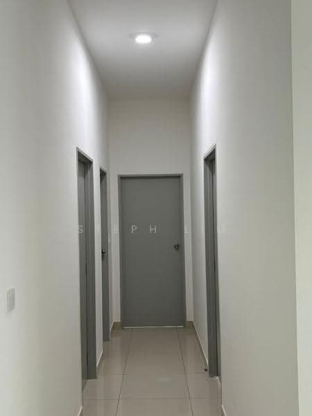 Kondominium untuk Disewa di Residensi Bintang - Steph Lim - Corridor - PropertyGuru.com.my