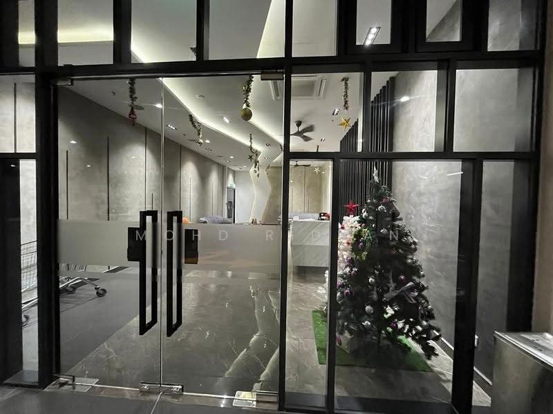 Kediaman Servis untuk Dijual di D'Vervain - Mohd Riduan - Entrance - PropertyGuru.com.my