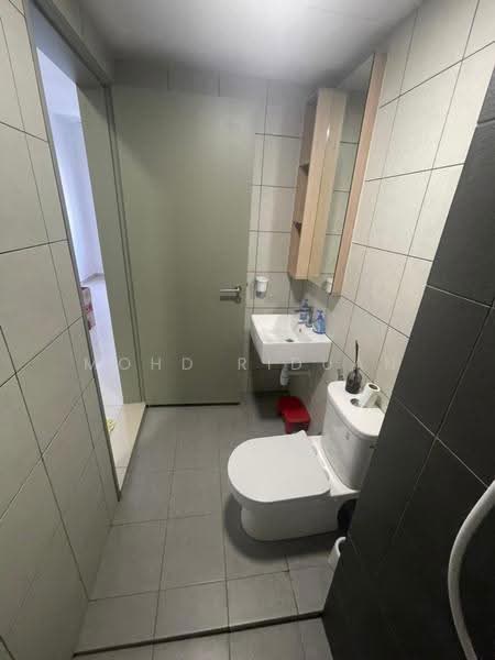 Kediaman Servis untuk Dijual di D'Vervain - Mohd Riduan - Bathroom - PropertyGuru.com.my