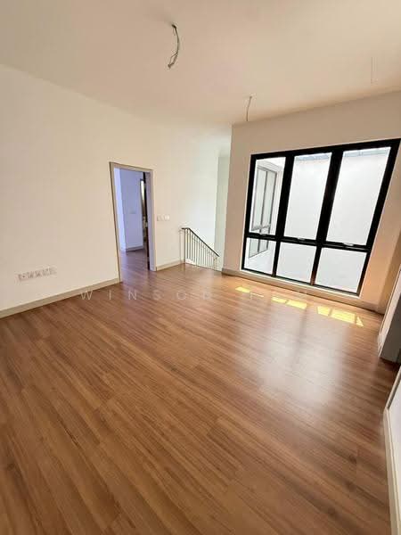 Rumah Teres 2-Tingkat untuk Dijual di Elmina (Shah Alam) - Winson Tam - Living Room - PropertyGuru.com.my