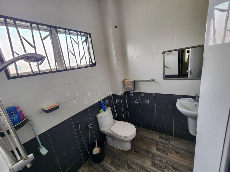 Semi-Detached House for Sale in Taman Sejahtera (Klang) - Surendran Karapiah - PropertyGuru.com.my