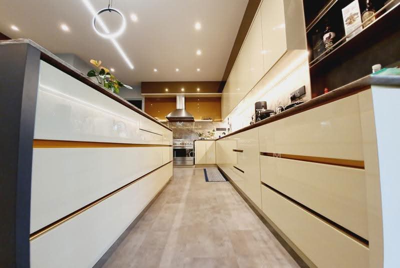 Semi-Detached House for Sale in Subang Bestari (Shah Alam) - Jessica Lim - Kitchen - PropertyGuru.com.my