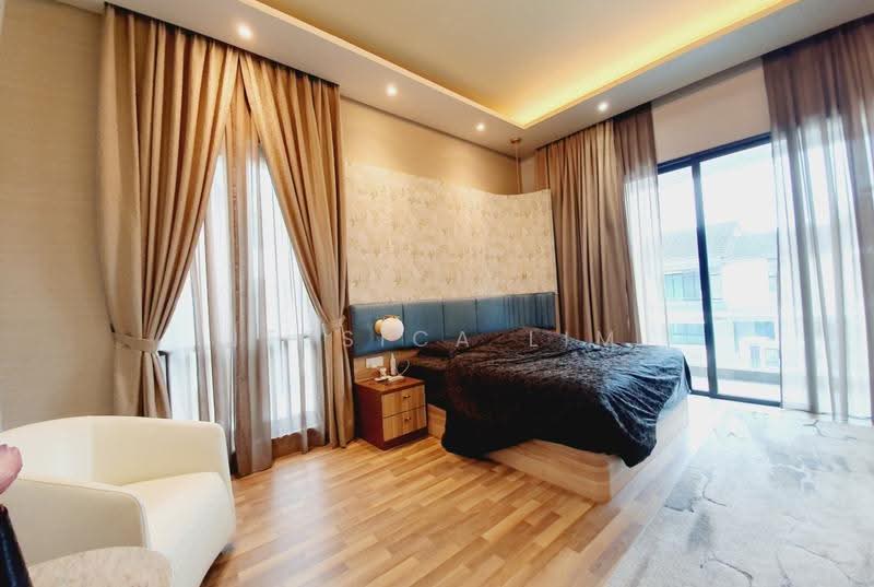 Semi-Detached House for Sale in Subang Bestari (Shah Alam) - Jessica Lim - Bedroom - PropertyGuru.com.my