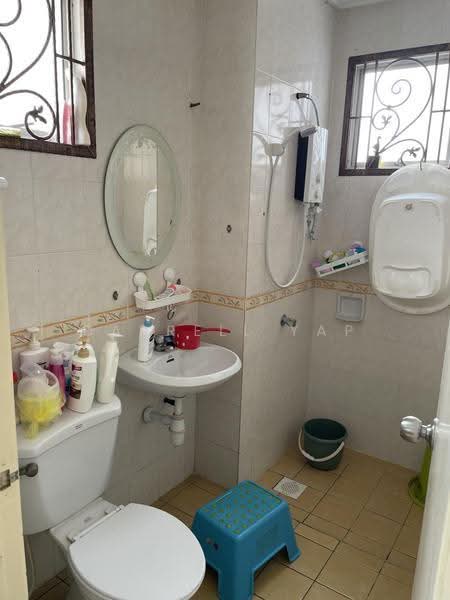 2-storey Terraced House for Sale in Bandar Puteri Puchong (Puchong) - Darrell Yap - Bathroom - PropertyGuru.com.my