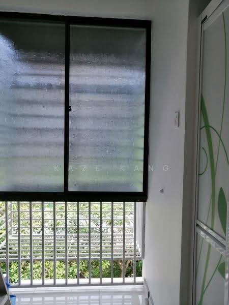 Rumah Flat untuk Dijual di Taman Batu Bukit - Kaze Kang - Balcony - PropertyGuru.com.my