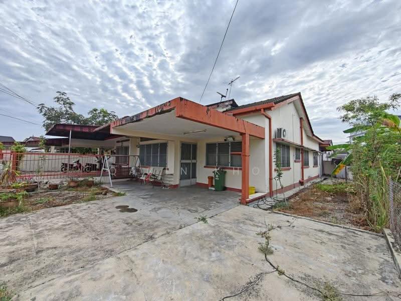 Semi-Detached House for Sale in Ipoh (Perak) - Qazin Khoo - Exterior - PropertyGuru.com.my