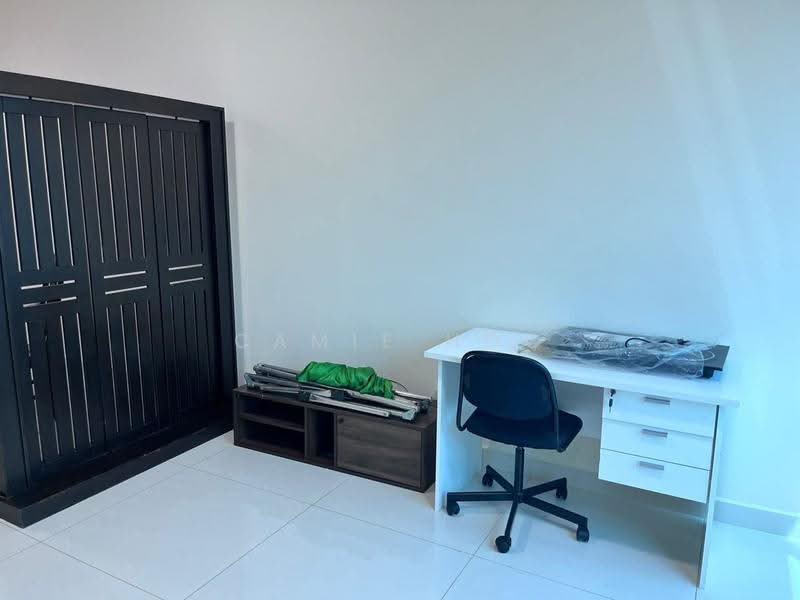 Service Residence for Sale at MKH Boulevard - Camie Hoo - Study - PropertyGuru.com.my