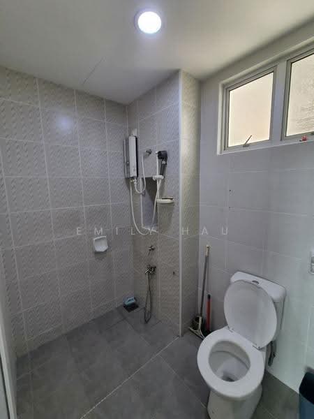 Apartment for Rent at Austin Suites (Permata Austin) - Emily Hau - Bathroom - PropertyGuru.com.my