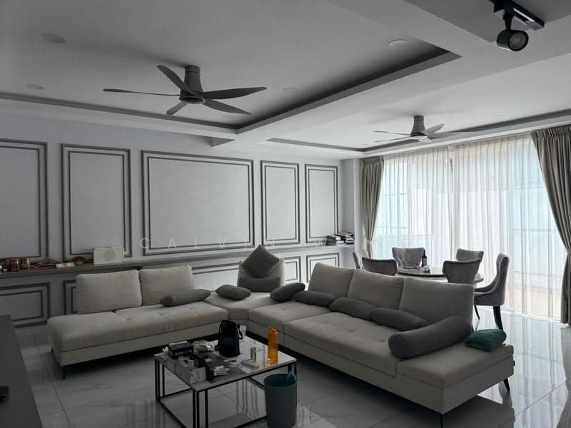 Cluster House for Sale in Austin Heights (Tebrau) - Calvin Wong - Living Room - PropertyGuru.com.my